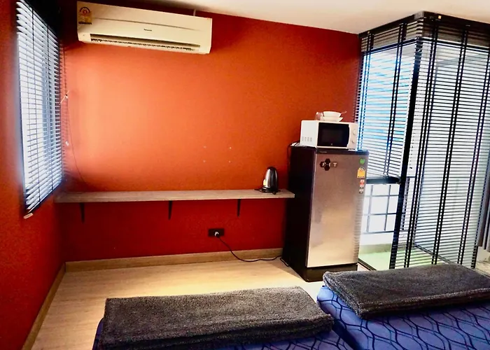 Hash Silom Soi 3 - Hip And Funky With Rooftop View Apartamento