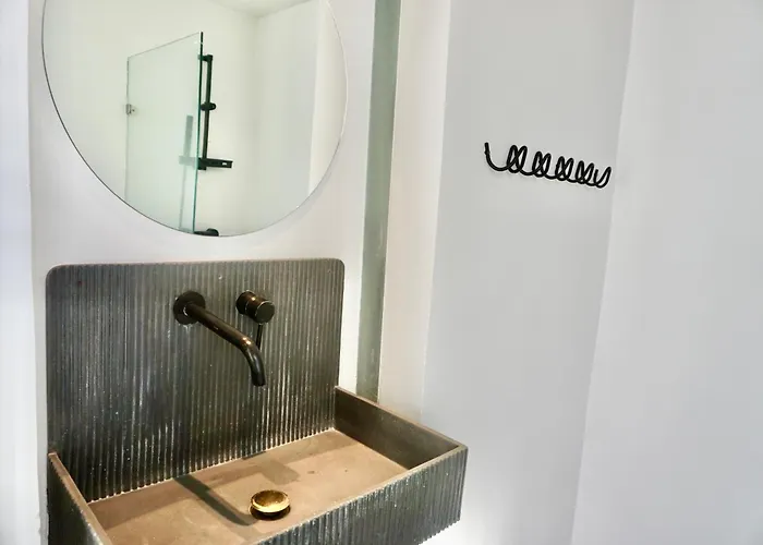 Apartamento Hash Silom Soi 3 - Hip And Funky With Rooftop View Banguecoque
