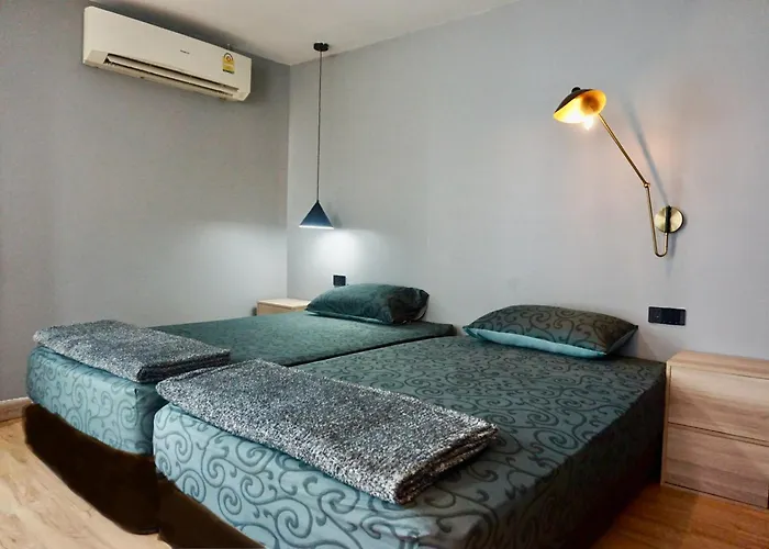 Hash Silom Soi 3 - Hip And Funky With Rooftop View Apartamento Banguecoque