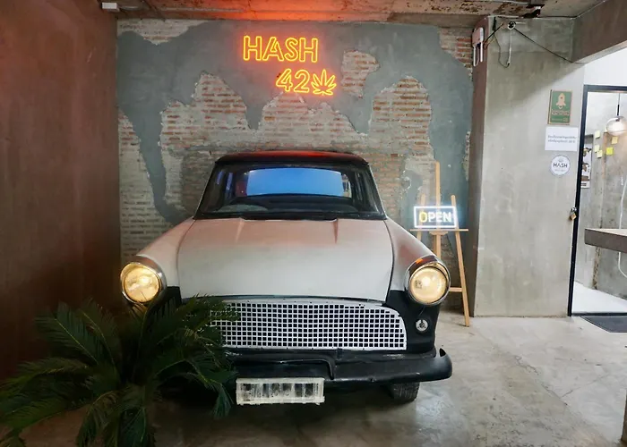 Apartamento Hash Silom Soi 3 - Hip And Funky With Rooftop View *