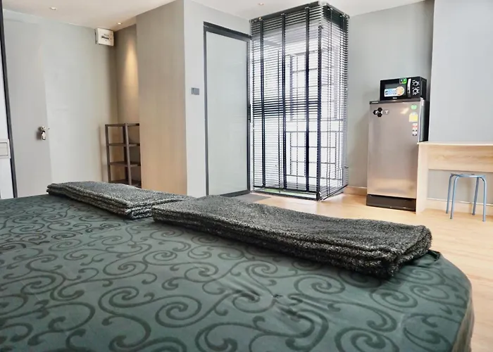 Hash Silom Soi 3 - Hip And Funky With Rooftop View Apartamento