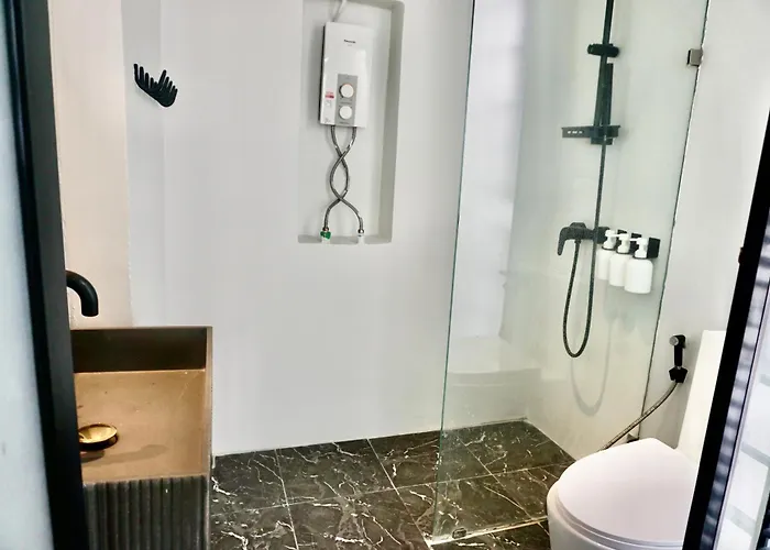 Hash Silom Soi 3 - Hip And Funky With Rooftop View Apartamento Banguecoque